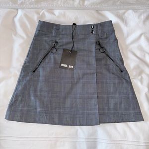 Mags & Pye Size 4 NWT